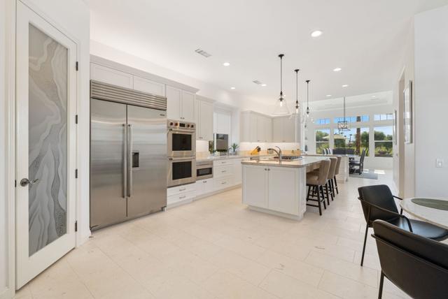 51464 Marbella Court, La Quinta CA: https://media.crmls.org/mediaz/e6ed2867-a857-435b-9767-afaa01598433.jpg