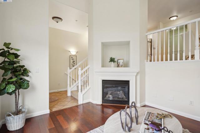 3240 Maguire Way, Dublin CA: https://media.crmls.org/mediaz/e6ed92e1-7484-4b57-bc44-bbb526e29e07.jpg
