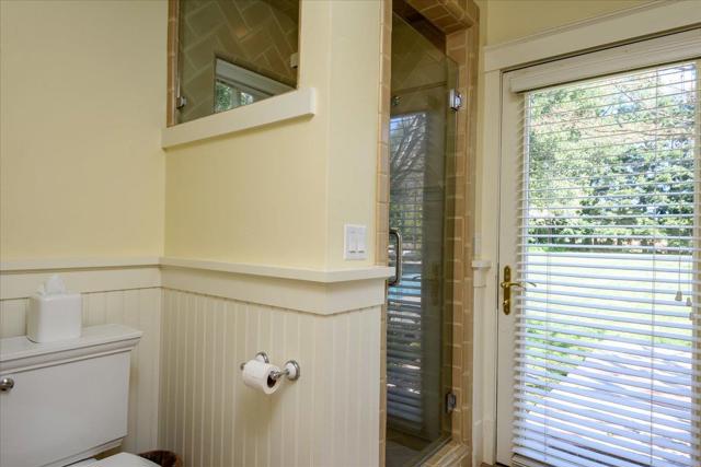 45 Bear Gulch Drive, Portola Valley CA: https://media.crmls.org/mediaz/e6ee5389-6793-4070-8cab-4326525e2d52.jpg