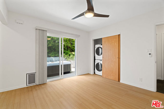 631 Pier Avenue, Santa Monica CA: https://media.crmls.org/mediaz/e6ef84d2-2494-46c0-9868-1fc48689f356.jpg