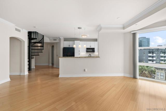 1225 Island Ave, San Diego CA: https://media.crmls.org/mediaz/e6ef9d8f-7a20-4440-9019-748e768b1761.jpg