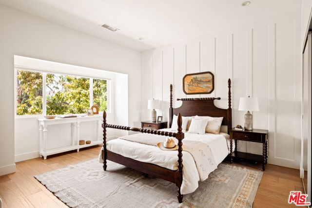 13514 Morrison Street, Sherman Oaks CA: https://media.crmls.org/mediaz/e6f1c5e7-0ae6-44ec-8380-51c999b351fd.jpg