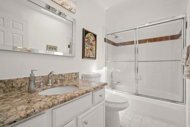 1500 Willow Avenue, Burlingame CA: https://media.crmls.org/mediaz/e6f22f07-c028-42ea-ae1c-599ea61b0cd8.jpg
