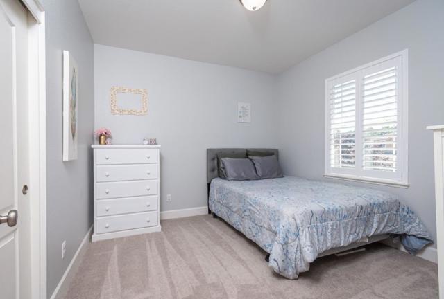 3417 River Shoal Avenue, Sacramento CA: https://media.crmls.org/mediaz/e6f3047e-4c65-4aeb-b110-79194bed65f3.jpg
