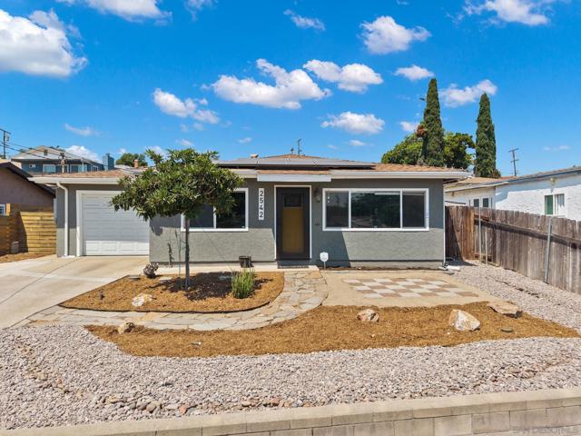 2542 Glebe Road, Lemon Grove CA: https://media.crmls.org/mediaz/e6f463f6-1ecc-4f47-ab20-774e3d7a2e83.jpg