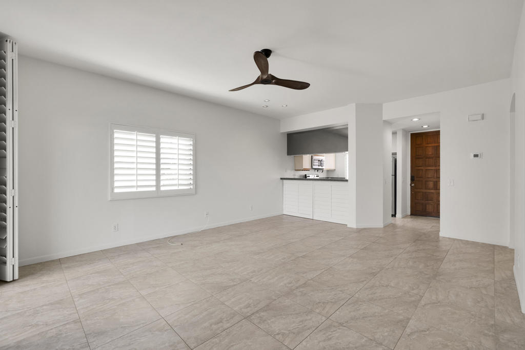 MLS #219137255DA image #4