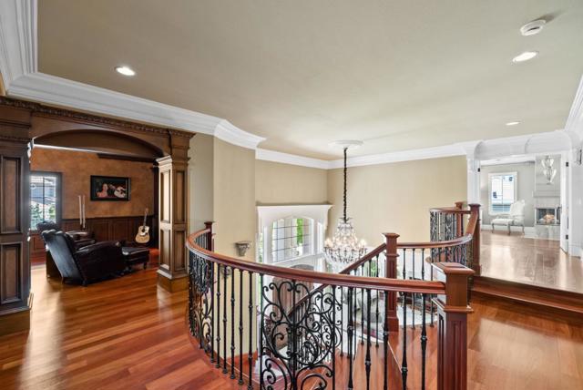 6541 Stonehill Drive, San Jose CA: https://media.crmls.org/mediaz/e6f5d97e-981e-429b-acf0-580e1260106e.jpg