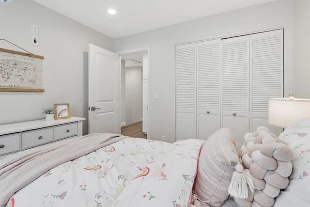 597 Singley Dr, Milpitas CA: https://media.crmls.org/mediaz/e6f63160-e267-49ed-87f8-a62d85f971ab.jpg