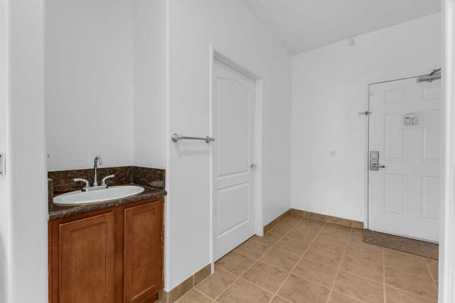 12622 Miracle Hill Road, Desert Hot Springs CA: https://media.crmls.org/mediaz/e6f6b20a-568a-4c5e-8f76-f2f96a19b72e.jpg