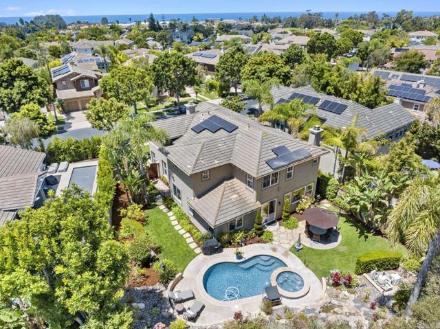593 Paloma Court, Encinitas CA: https://media.crmls.org/mediaz/e6f7373e-d45b-44ec-a8ed-2e1df59819a3.jpg