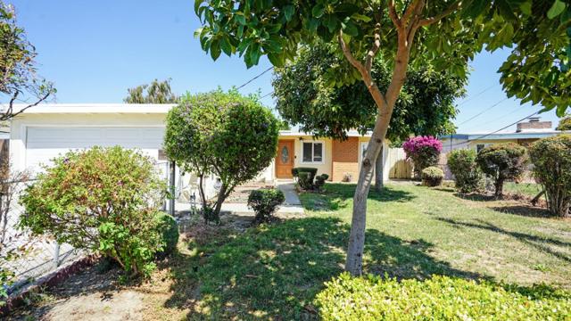 36720 Charles Street, Newark CA: https://media.crmls.org/mediaz/e6f73979-1933-4872-abc1-a3d1b547fa4c.jpg
