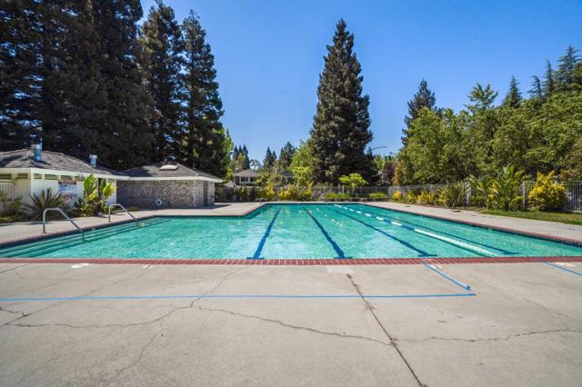 821 Whitehall Lane, Redwood City CA: https://media.crmls.org/mediaz/e6f78067-0366-4678-9c5f-d8d5abcd1409.jpg