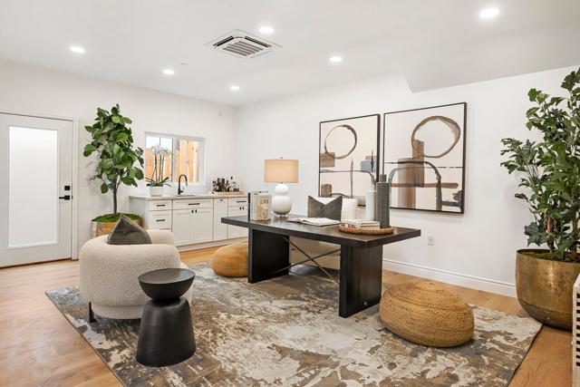 1476 Drake Avenue, Burlingame CA: https://media.crmls.org/mediaz/e6f8ab30-9a72-4113-a256-ae1cbb8788aa.jpg