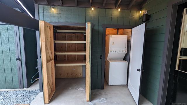 Image 2 of 10 For 530 Glover Ave. Unit A