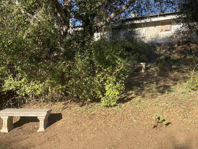 Image 16 of 52 For 3637 La Canada Road