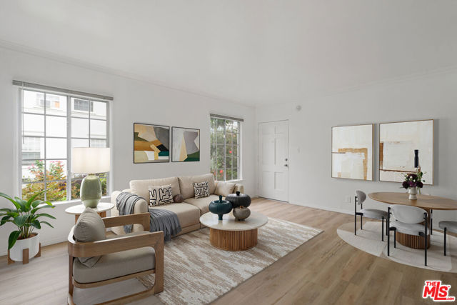 6773 Yucca Street, Los Angeles CA: https://media.crmls.org/mediaz/e6fbcbea-791d-4ab5-b897-489d89a4731d.jpg