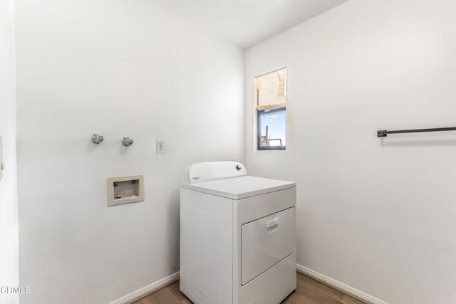 800 Manor Ridge Road, Santa Paula CA: https://media.crmls.org/mediaz/e6fbdc16-665c-4ec6-89fb-738fecd723b0.jpg