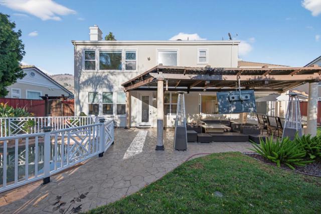 19127 Legend Court, Morgan Hill CA: https://media.crmls.org/mediaz/e6fc79e0-b6ff-4a15-ace4-7d539841a254.jpg