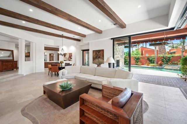 50375 Via Serenidad, La Quinta CA: https://media.crmls.org/mediaz/e6fcc9d7-fb4a-465b-ab82-7bb2320179fc.jpg
