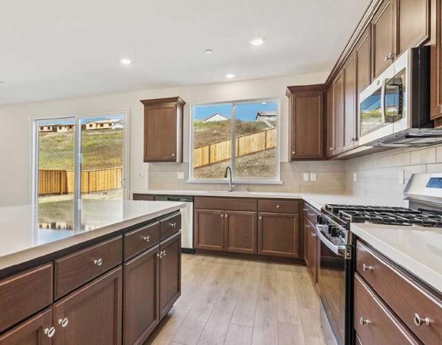 8094 Waterfall Lane, Vallejo CA: https://media.crmls.org/mediaz/e6fe63c3-8c88-4be4-b05f-fa4525dbb962.jpg