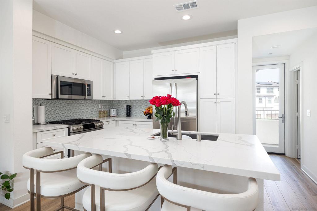 1728 Discovery Falls Dr #135