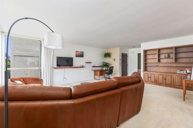 Detail Gallery Image 9 of 32 For 2915 Lawrence St. #8,  San Diego,  CA 92106 - 2 Beds | 2 Baths