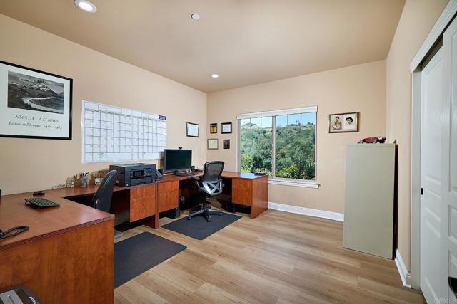 2021 Willow Glen Road, Fallbrook CA: https://media.crmls.org/mediaz/e6fec57f-bc82-4d9c-acf0-4d12043fb21c.jpg