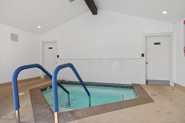 Detail Gallery Image 41 of 43 For 8 Calle Fronte #204,  Camarillo,  CA 93012 - 2 Beds | 2 Baths