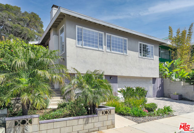 8330 ZITOLA Terrace photo 4