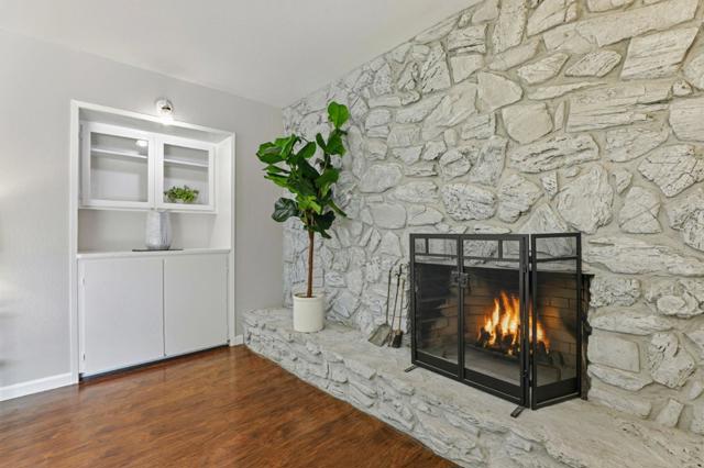 796 Gary Street, Gilroy CA: https://media.crmls.org/mediaz/e7004059-74c2-43b9-b4b6-106fe0d4b9e4.jpg