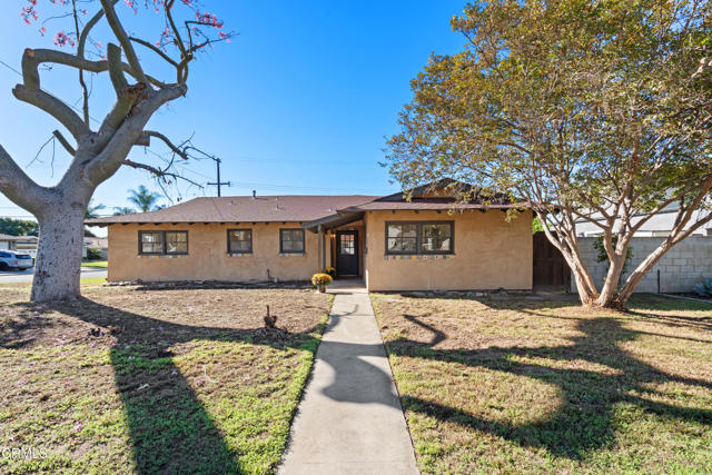 Detail Gallery Image 6 of 34 For 2572 Grove St, La Verne,  CA 91750 - 4 Beds | 2 Baths