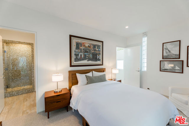 23754 MALIBU Road, Malibu CA: https://media.crmls.org/mediaz/e70241c6-d898-42be-bc8e-89bc83967a84.jpg