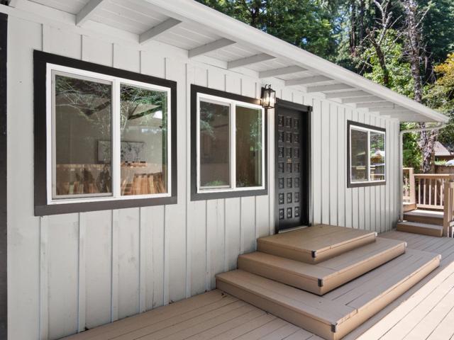 201 Lake Street, Boulder Creek CA: https://media.crmls.org/mediaz/e702ba95-fa00-42ed-8513-1e81d711b380.jpg
