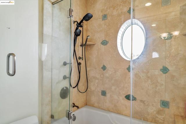 1853 Via Di Salerno, Pleasanton CA: https://media.crmls.org/mediaz/e702e28b-bbb4-4109-8833-3b7f945f2225.jpg