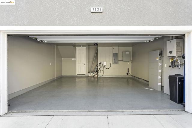 7129 Calistoga Ln, Dublin CA: https://media.crmls.org/mediaz/e7046dd4-fc62-4960-8f23-a5d1bf35263d.jpg