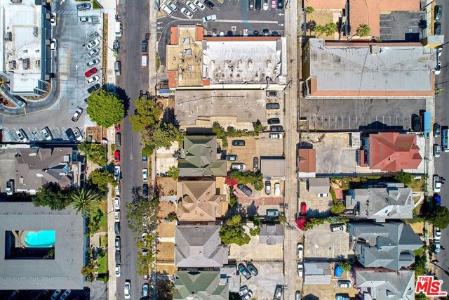 1020 S Westlake Avenue, Los Angeles CA: https://media.crmls.org/mediaz/e704f569-b785-4275-b817-77fb8ea4e34a.jpg