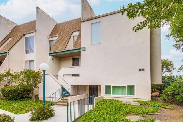 3262 Ashford St, San Diego CA: https://media.crmls.org/mediaz/e70519fe-5e69-4f5e-8a76-c5ca5b471447.jpg