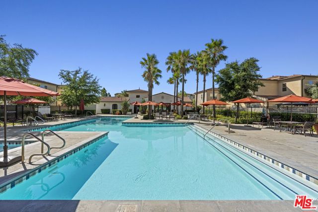 21749 Bene Drive, Santa Clarita CA: https://media.crmls.org/mediaz/e7074eaa-3ff8-4cf6-a03f-d09ac268e9ce.jpg