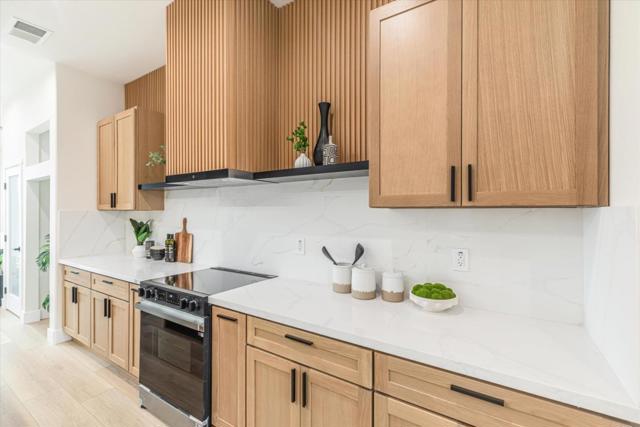 3367 Brigadoon Way, San Jose CA: https://media.crmls.org/mediaz/e707597e-2936-43ff-a726-6e2b9b89e998.jpg