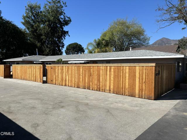 111 Bald Street, Ojai CA: https://media.crmls.org/mediaz/e707ded0-79df-4b9f-88ee-a26ca9dd7d2a.jpg