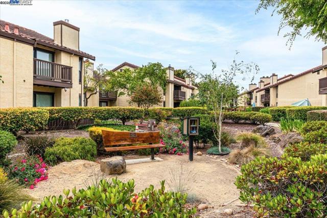 14630 Outrigger Dr., San Leandro CA: https://media.crmls.org/mediaz/e7080abc-9d2e-40dc-8559-6f6284de35f1.jpg