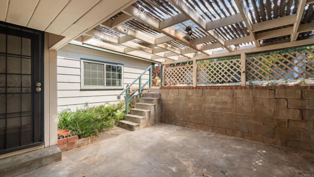 Detail Gallery Image 32 of 38 For 9318 Campo Rd, Spring Valley,  CA 91977 - 3 Beds | 2 Baths