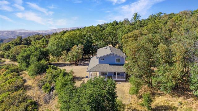 40101 Tassajara Road, Carmel Valley CA: https://media.crmls.org/mediaz/e708cf4d-96e1-4eb1-b922-2936afbc3c7b.jpg