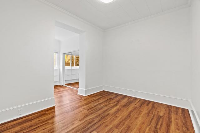 Image 25 of 43 For 224 27th Street