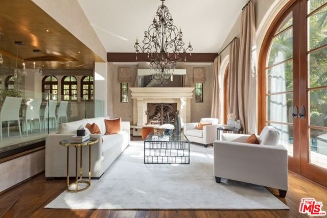 Drew Fenton | 746 Norway Lane Los Angeles CA | MLS: 7365043 Drew Fenton | 746 Norway Lane Los Angeles CA | MLS: 7365043