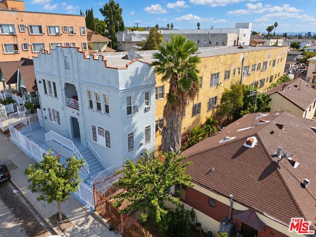 138 North Soto Street photo 6