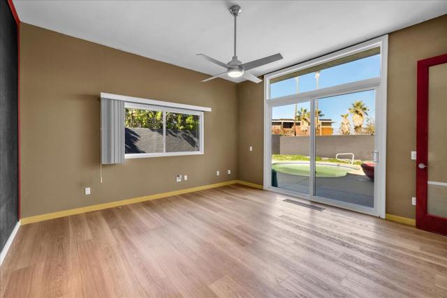 130 W Racquet Club Road #511, Palm Springs, CA 92262