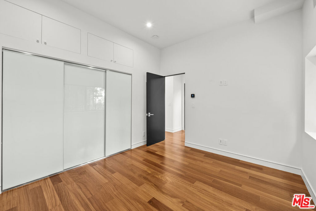 MLS #26856391 image #39
