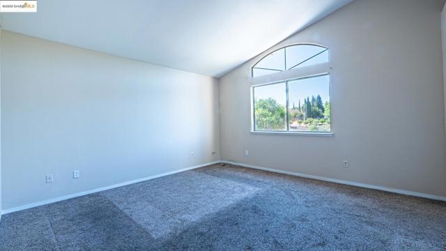 632 Burwood WAY, Antioch CA: https://media.crmls.org/mediaz/e70cbee5-c855-43a2-9077-a92eac34f7c7.jpg