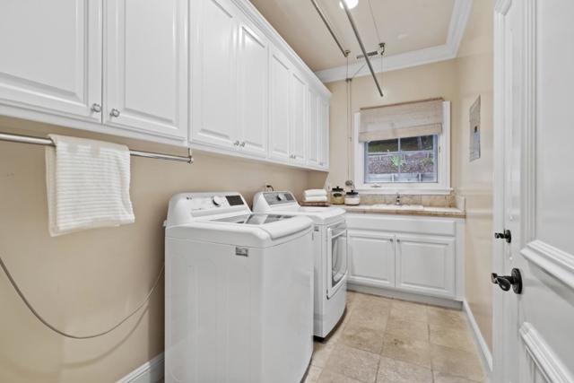 2855 Churchill Drive, Hillsborough CA: https://media.crmls.org/mediaz/e70d4457-e640-47a5-b8c5-e85923730923.jpg